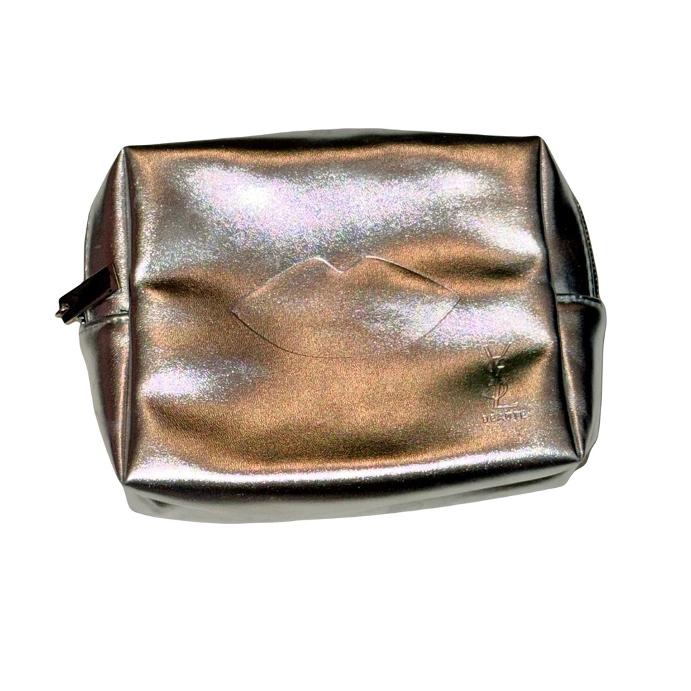 NWOT YSL BEAUTÉ SILVER COSMETIC ACCESSORY BAG 🤍